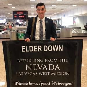 Meet your Posher, Logan